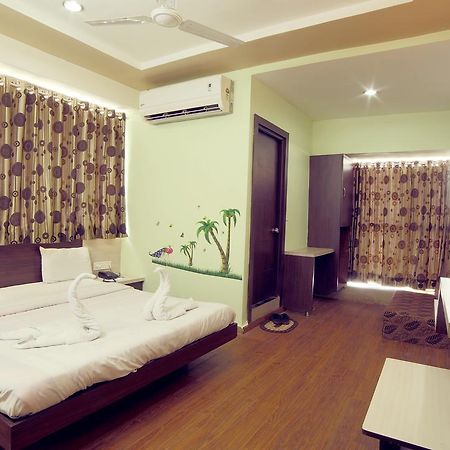 Hotel Avion Inn Ahmedabad Ngoại thất bức ảnh