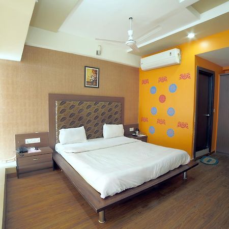 Hotel Avion Inn Ahmedabad Ngoại thất bức ảnh