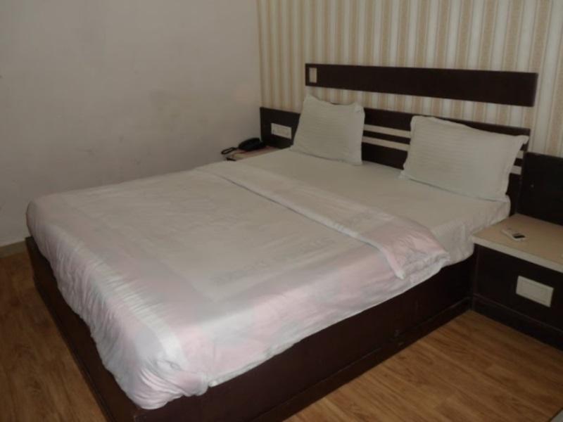 Hotel Avion Inn Ahmedabad Ngoại thất bức ảnh