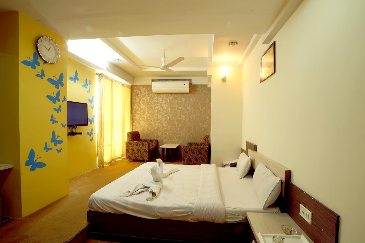 Hotel Avion Inn Ahmedabad Ngoại thất bức ảnh